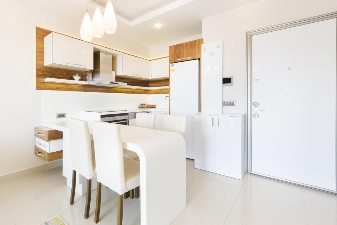 Luxury Flat With Shared Pool Near Beach In Alanya Kültér fotó