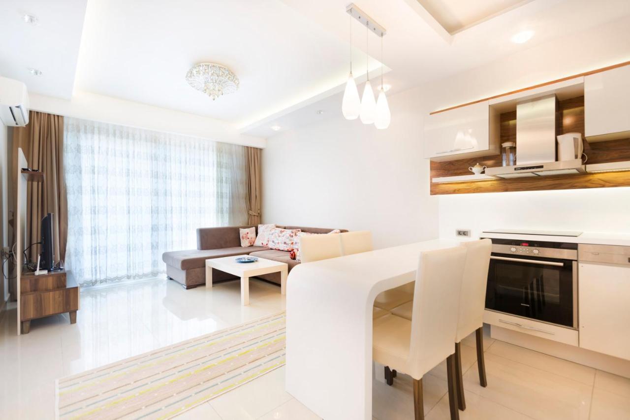 Luxury Flat With Shared Pool Near Beach In Alanya Kültér fotó